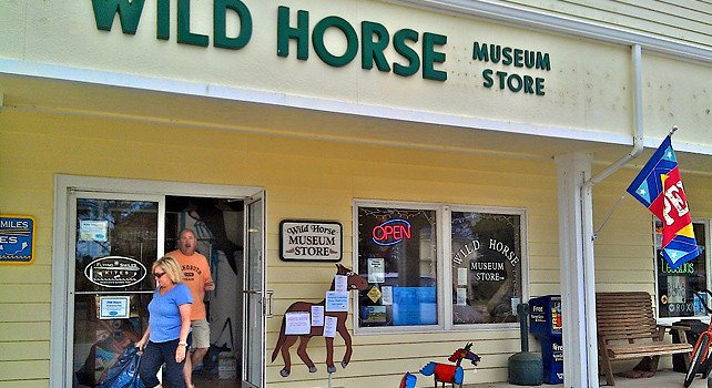 cwhf-museumstore-1